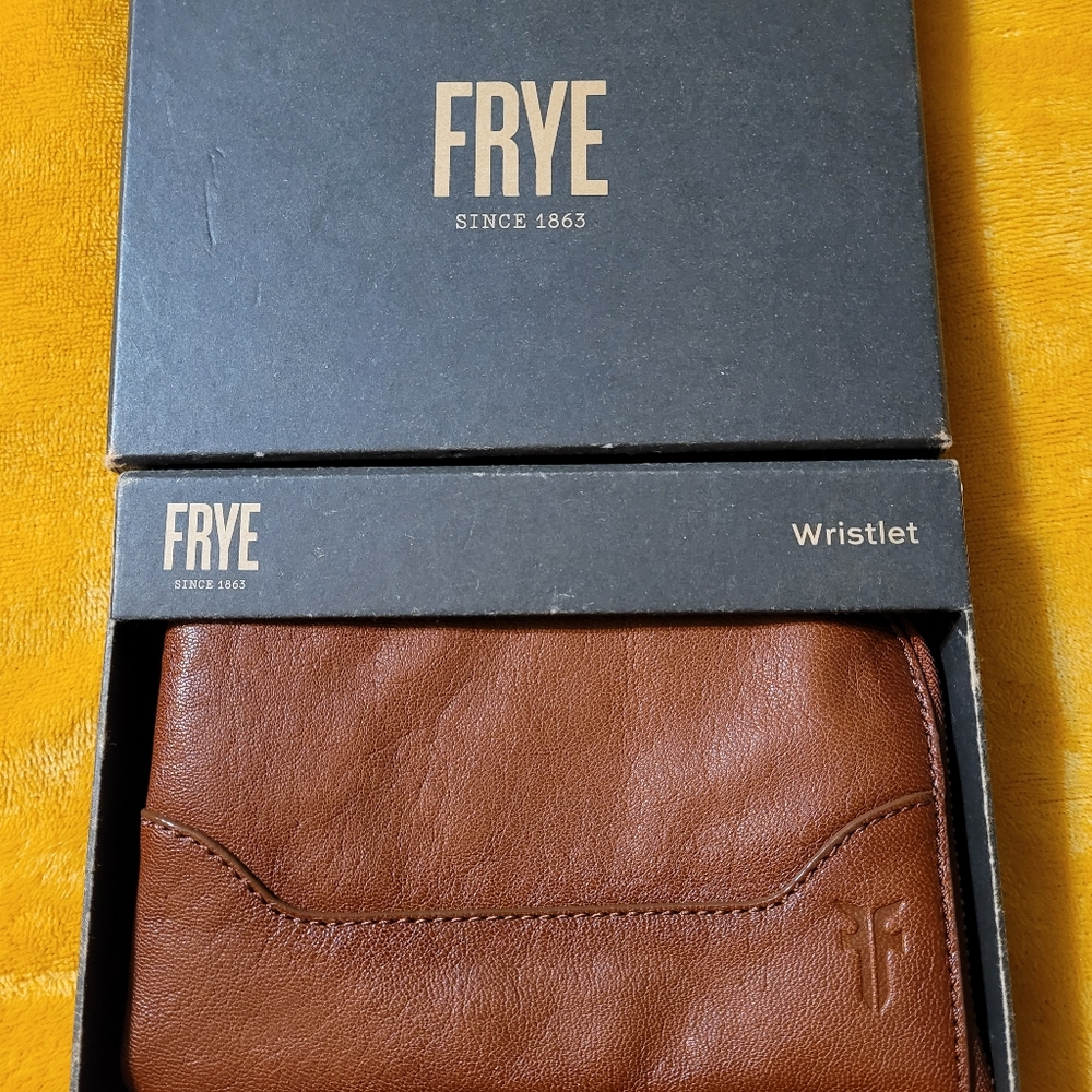 Frye Wristlet NWT